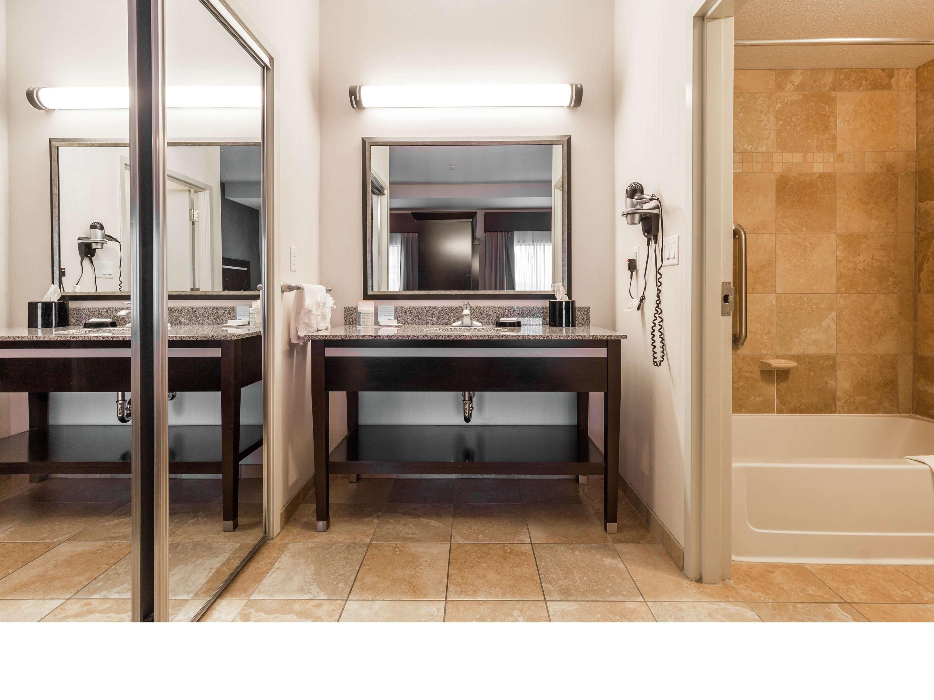 Hampton Inn & Suites By Hilton Lethbridge Luaran gambar