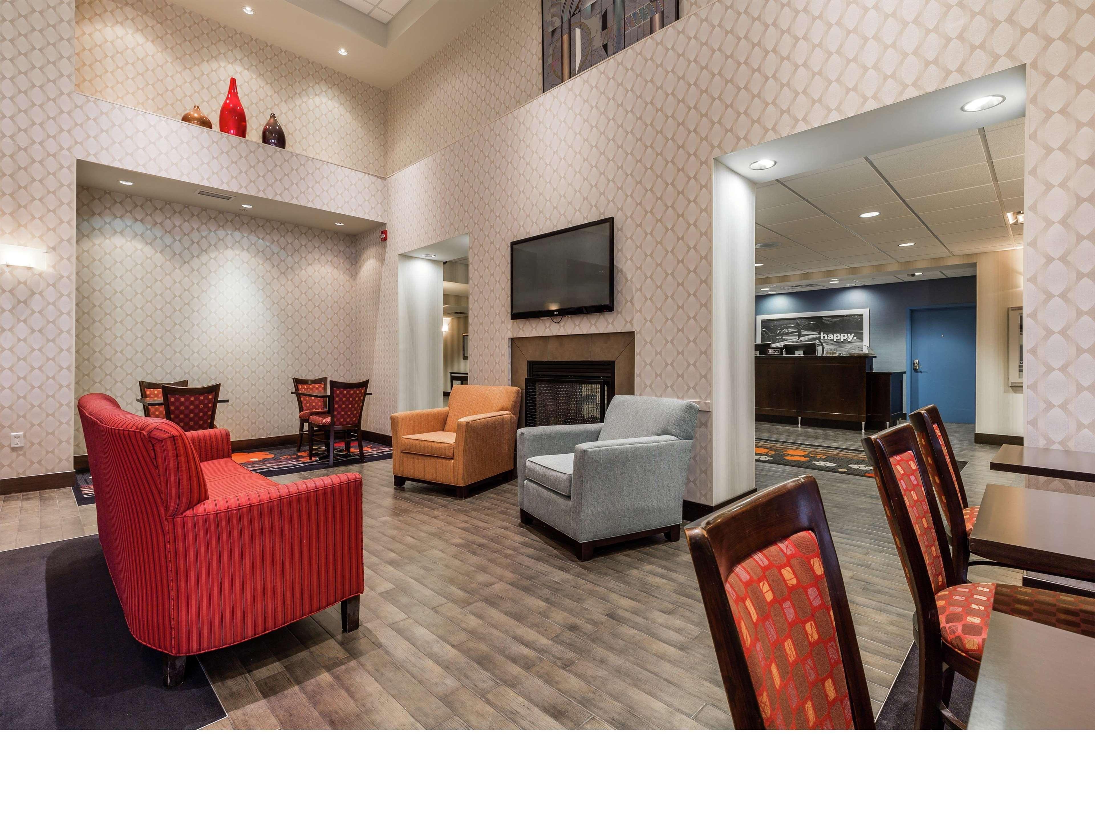 Hampton Inn & Suites By Hilton Lethbridge Luaran gambar