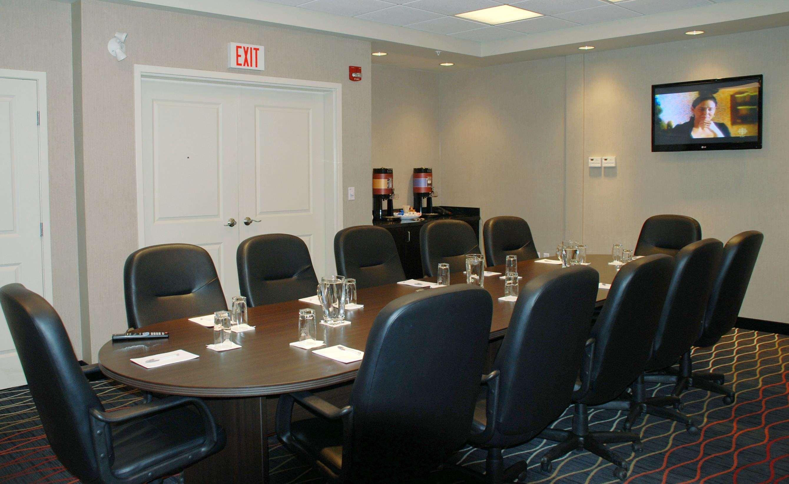 Hampton Inn & Suites By Hilton Lethbridge Kemudahan gambar