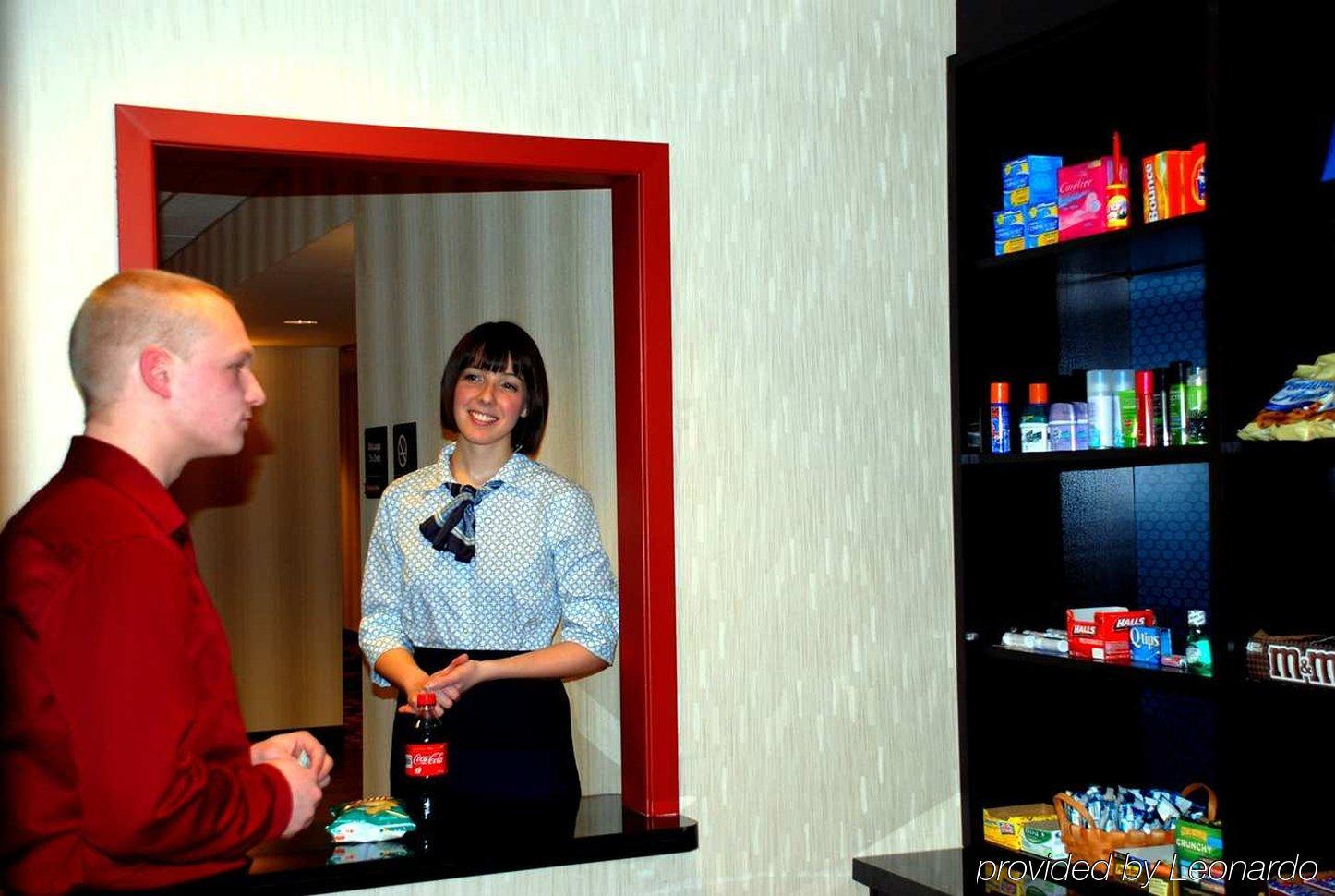 Hampton Inn & Suites By Hilton Lethbridge Kemudahan gambar